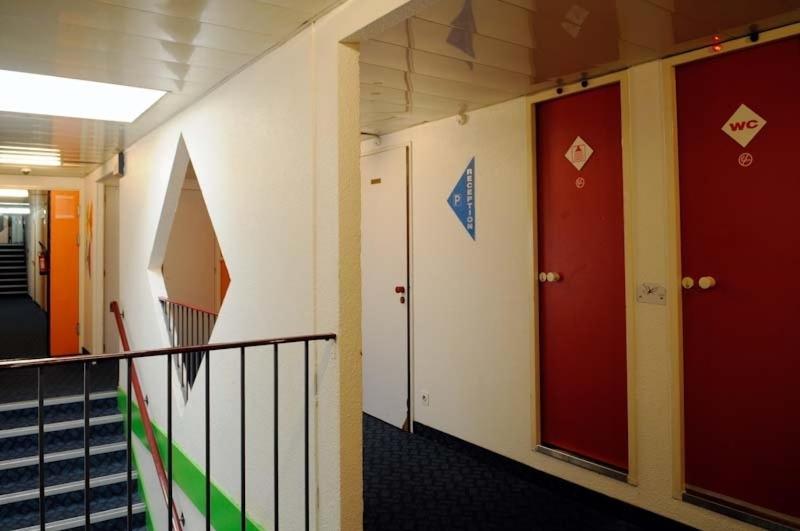 Lemon Hotel Тараскон Экстерьер фото